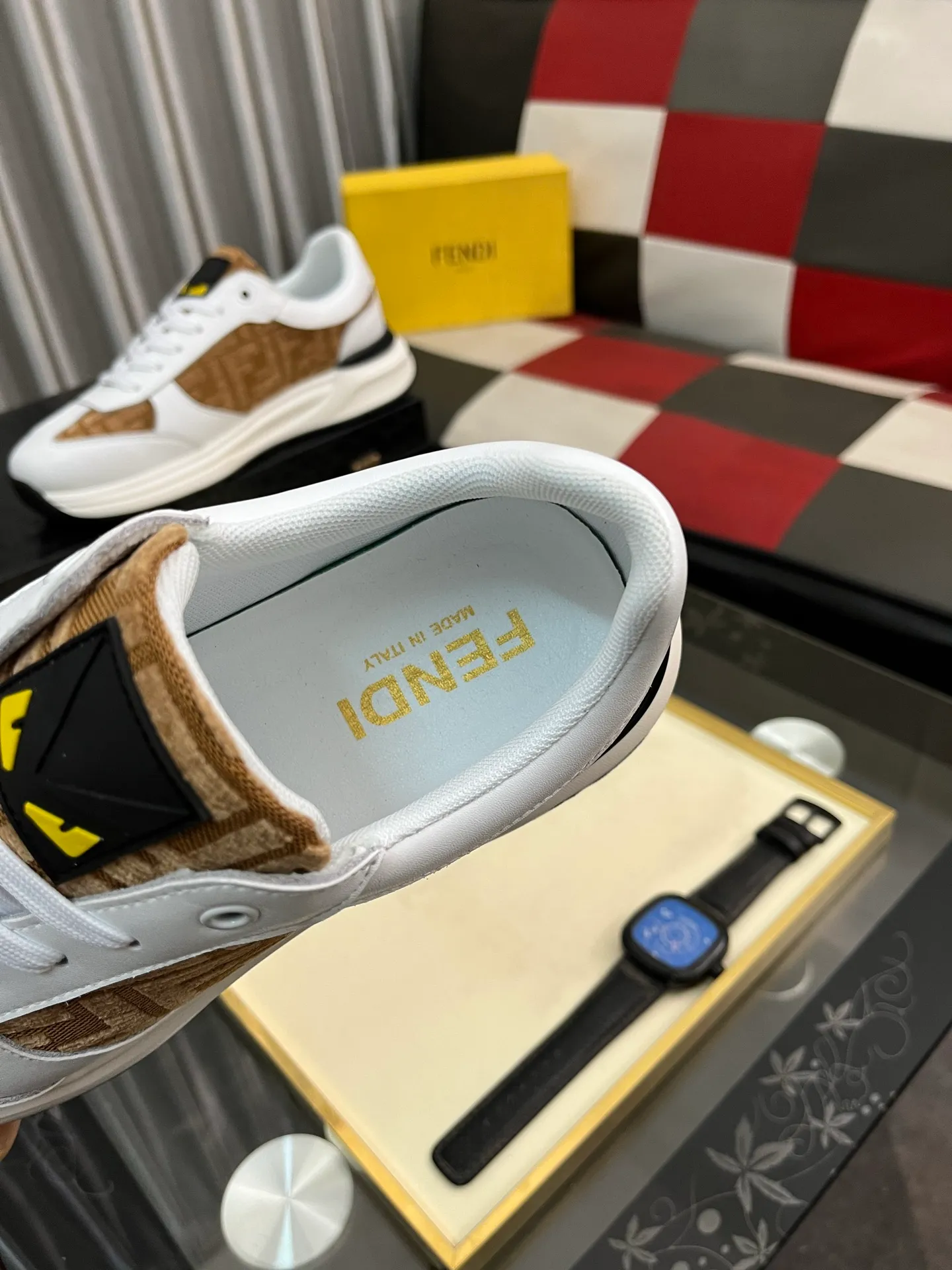 Men's Men's Shoes💰438⌚️⌚️[Fendi] Fendi's latest casual shoes for men! Available at counters simultaneously! A one-to-one replica of the original. All imported official website one-to-one cowhide fabric. The interior is made of top-grade sheepskin, and the original factory-supplied rubber outsole is used. Leading new fashion concepts. Matching code: 38-44. 2️⃣ colors available